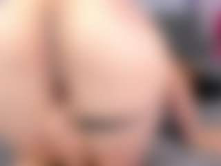 SusanBenett's Live Sex Cam Show