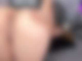 SusanBenett's Live Sex Cam Show