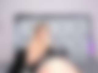 SusanBenett's Live Sex Cam Show