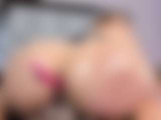 SusanBenett's Live Sex Cam Show