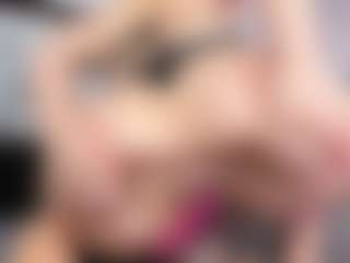 SusanBenett's Live Sex Cam Show