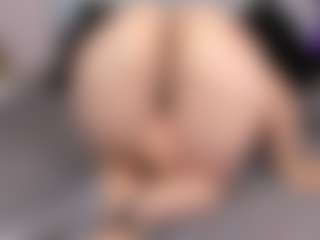 SusanBenett's Live Sex Cam Show