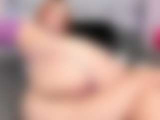 SusanBenett's Live Sex Cam Show