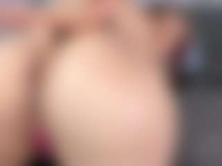 Live cam show with SusanBenett - Brown Hair MILF on SpankPalCams