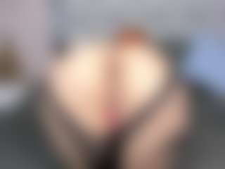 SusanBenett's Live Sex Cam Show