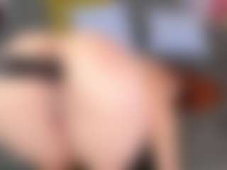SusanBenett's Live Sex Cam Show