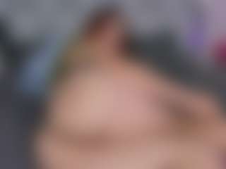 Live cam show with SusanBenett - Brown Hair MILF on Streamer API