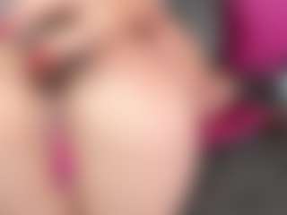 Live cam show with SusanBenett - Brown Hair on Porn Luv