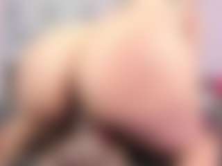 SusanBenett's Live Sex Cam Show
