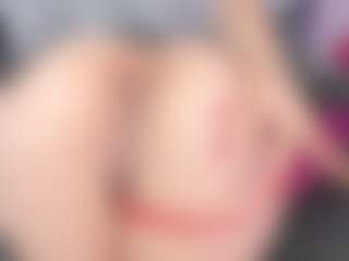 Live cam show with SusanBenett - Latina MILF on xDating | colombia