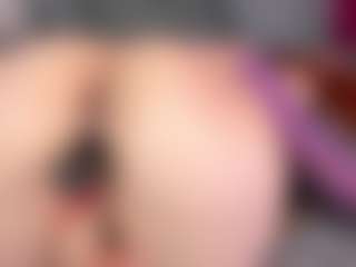 Live cam show with SusanBenett - Big Ass on Camsoda