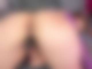 SusanBenett's Live Sex Cam Show