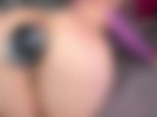 SusanBenett's Live Sex Cam Show