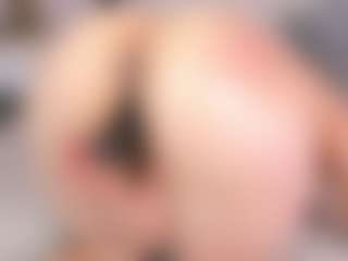 Live cam show with SusanBenett - Anal MILF on Camsoda