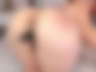 SusanBenett's Live Sex Cam Show