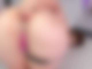 SusanBenett's Live Sex Cam Show