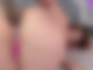 Live cam show with SusanBenett - Strip MILF on Nude Chat * 1 On 1 Webcam Sex * Live Cam Show