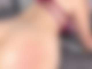 SusanBenett's Live Sex Cam Show