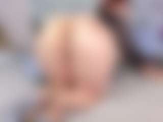 SusanBenett's Live Sex Cam Show