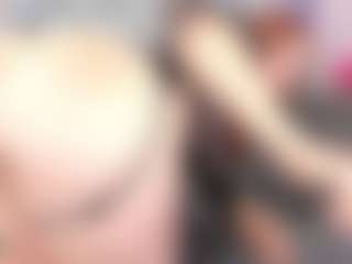 SusanBenett's Live Sex Cam Show