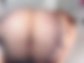 SusanBenett's Live Sex Cam Show