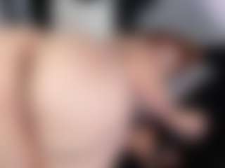 Live cam show with SusanBenett - Butt Plug on Camsoda