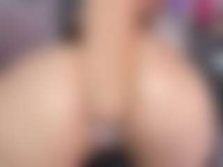 SusanBenett's Live Sex Cam Show