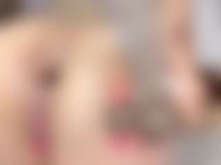 SusanBenett's Live Sex Cam Show