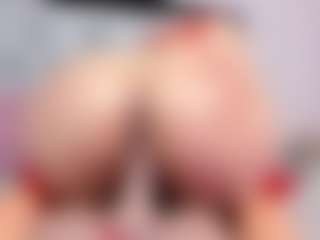 Live cam show with SusanBenett - Foot Fetish Brown Hair on Taboo Cams XXX