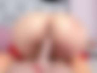 SusanBenett's Live Sex Cam Show