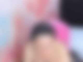Live cam show with allysonmilf69 - Ball Sucking on Camsoda