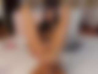 EmmaDuque's Live Sex Cam Show