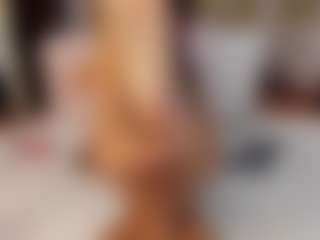 EmmaDuque's Live Sex Cam Show