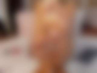 EmmaDuque's Live Sex Cam Show
