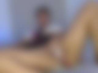 evaluna's Live Sex Cam Show
