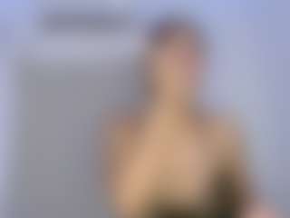 Live cam show with evaluna - Amateur Brown Hair on milfzrlive.com