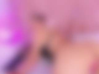 Mady James's Live Sex Cam Show