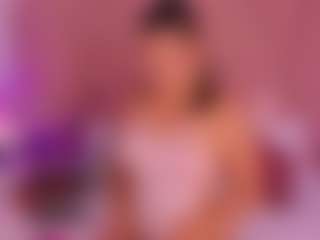 Live cam show with Mady James - Cosplay on CamClone
