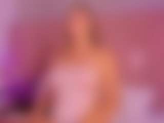 Live cam show with Mady James - Wet on Dolls Live