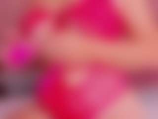 Live cam show with Mady James - Squirt on Fling VIP Chat