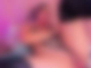 Mady James's Live Sex Cam Show