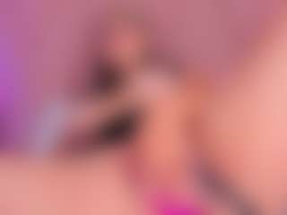 Mady James's Live Sex Cam Show