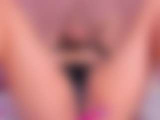 Mady James's Live Sex Cam Show