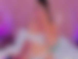 Mady James's Live Sex Cam Show