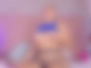 Mady James's Live Sex Cam Show