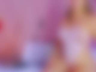 Mady James's Live Sex Cam Show