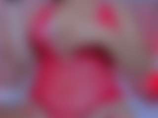 Live cam show with Mady James - Butt Plug on Camsoda