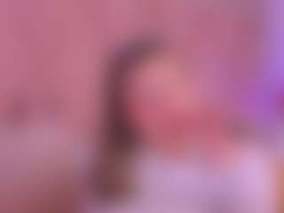 Mady James's Live Sex Cam Show