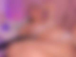 Mady James's Live Sex Cam Show
