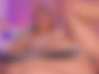 Mady James's Live Sex Cam Show